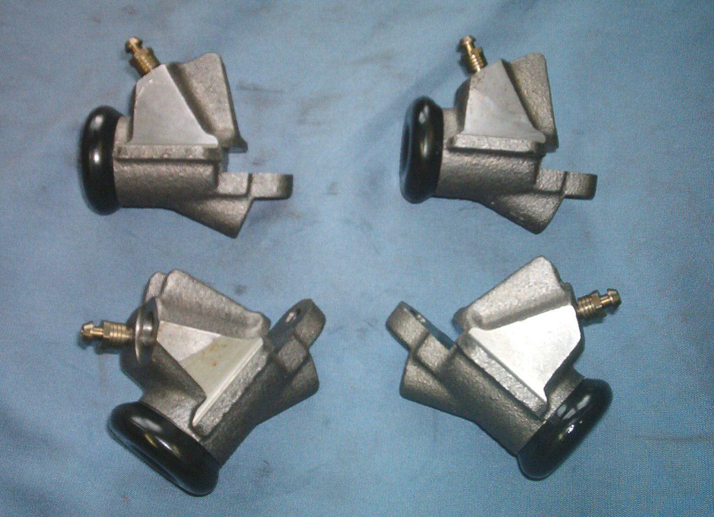 Wheel cylinder set Chrysler Dodge Plymouth 1959 1960 1961 all 4 cylinders FRONT