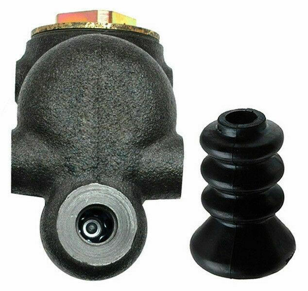 Willys Master Cylinder 1940-1953 also Nash & Studebaker models 1939-1954