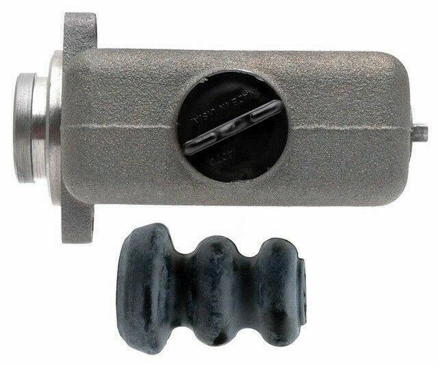 International Diamond T Reo Mack master cylinder 1936-1964 also Divco Studebaker