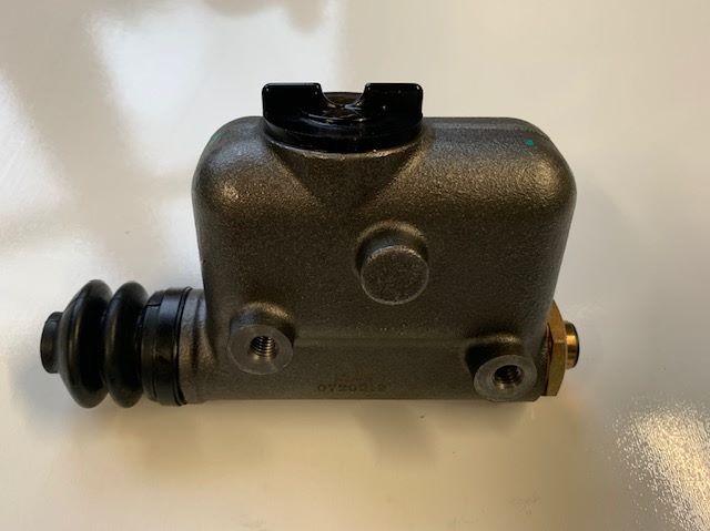 International Nash and Lafayette brake master cylinder 1935-1947